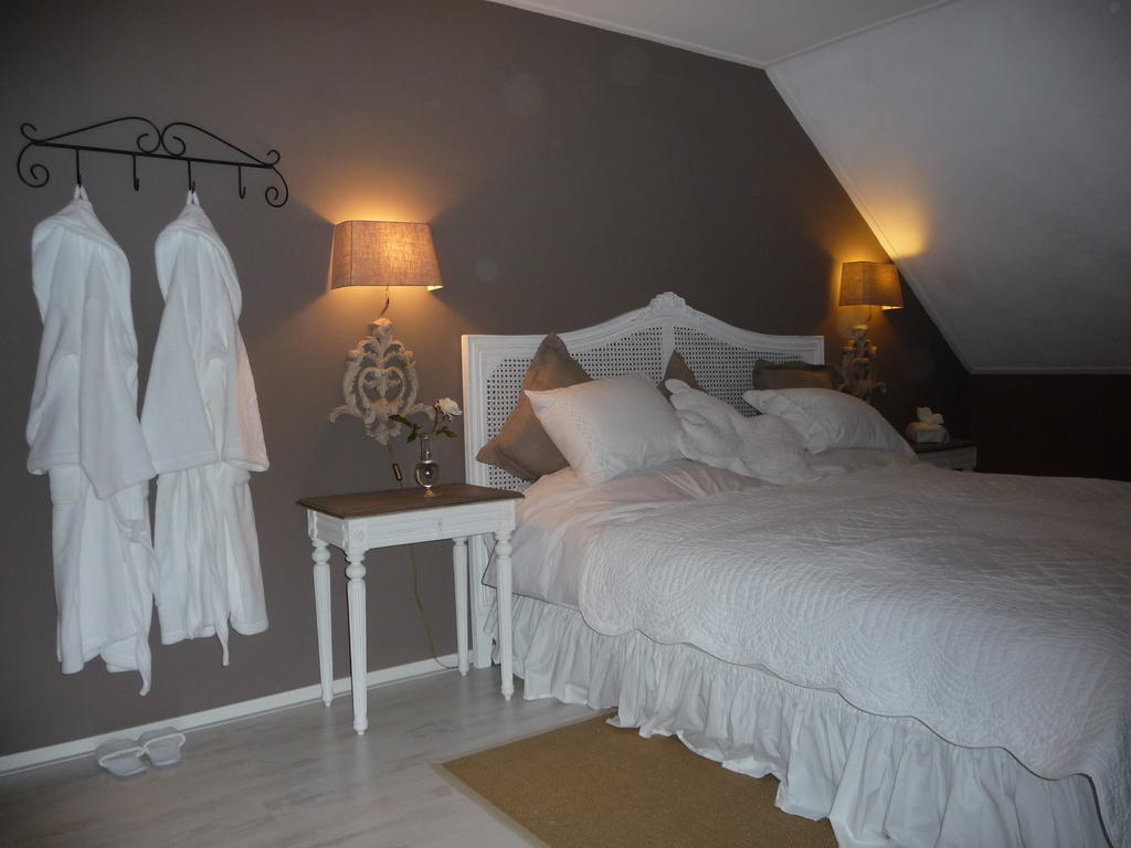 Bed&Breakfast Het Winterkoninkje Zuid-Scharwoude Kamer foto